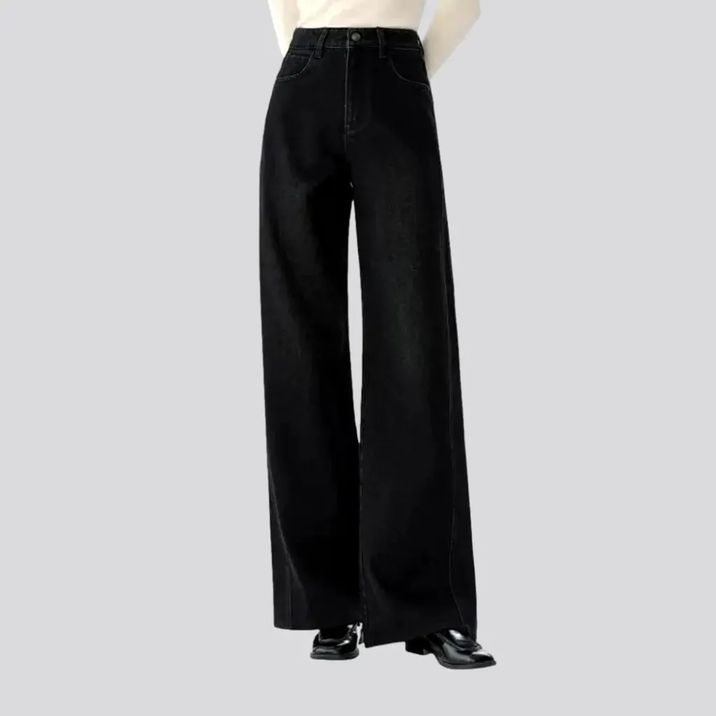Fashionable abraded wide fit jeans for women