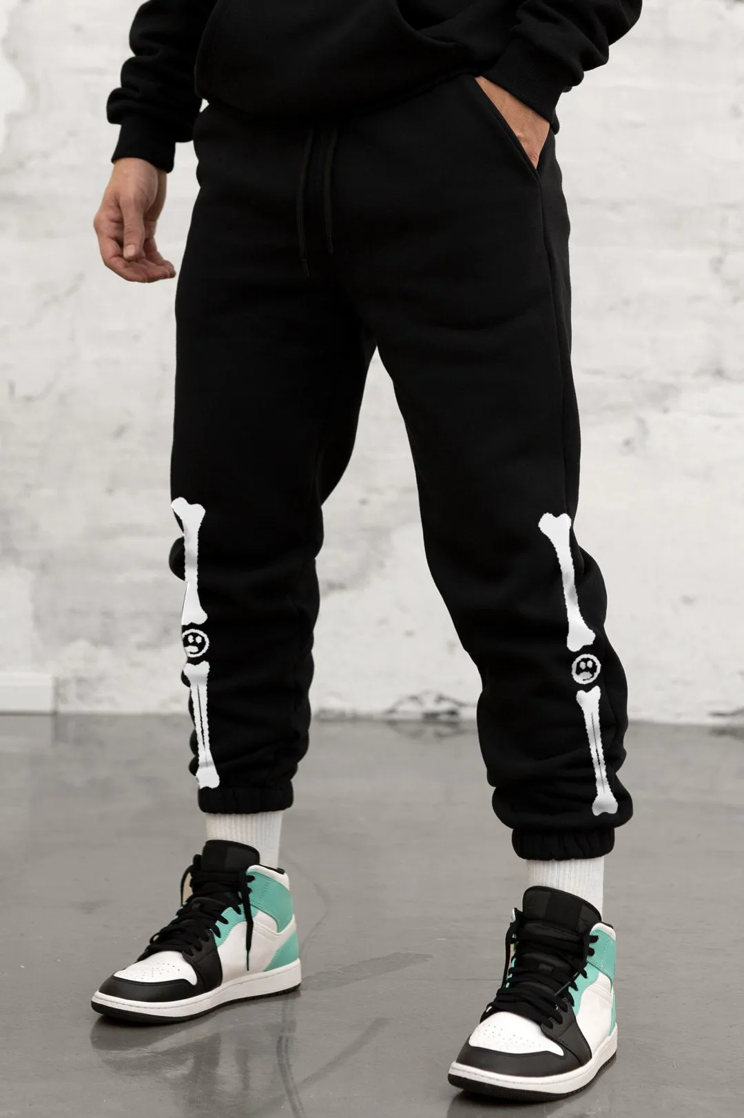 Fashionable personality loose sweatpants men