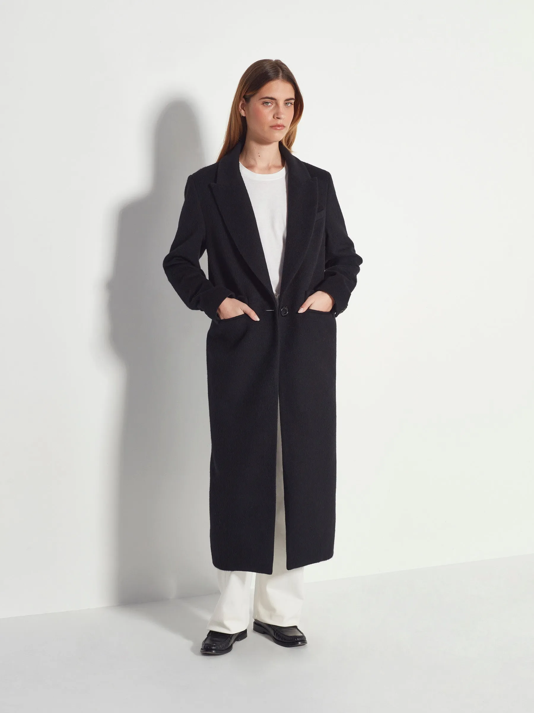 Juliette Hogan - Mantelle Coat Black Fur