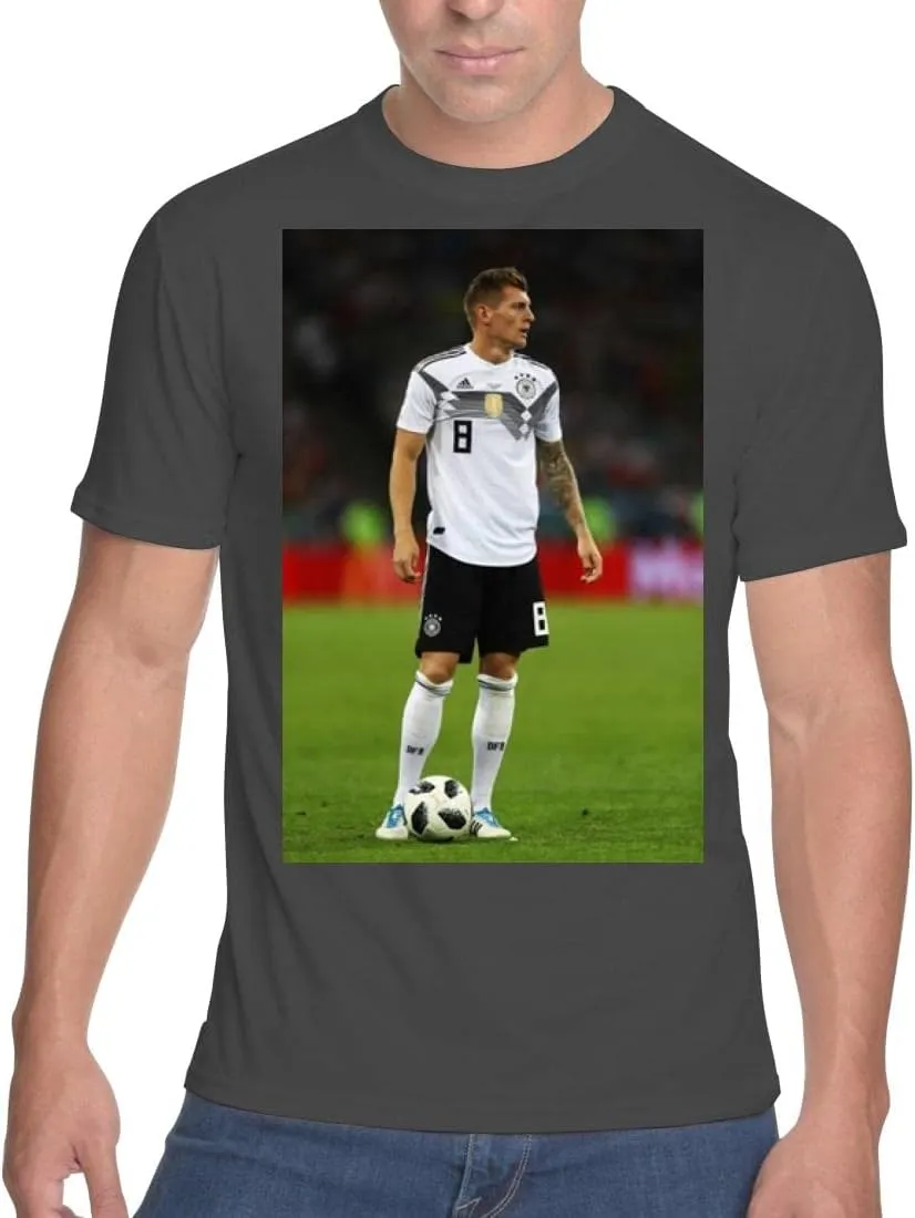 Middle of the Road Toni Kroos - Men's Soft & Comfortable T-Shirt SFI #G1599436