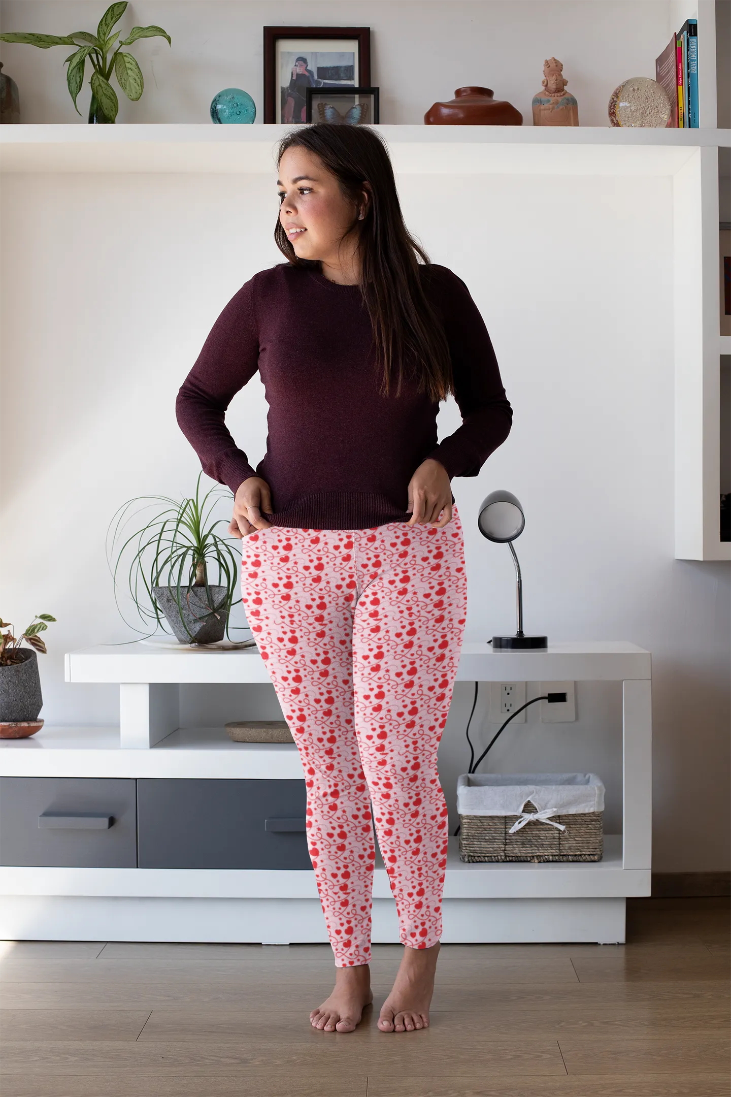 Red Hearts Women's Casual Leggings Stylish, Comfortable High-Waisted Yoga Pants for Everyday Wear, Workout, and Lounge – Perfect Gift Idea for Her – Available in Plus Sizes
