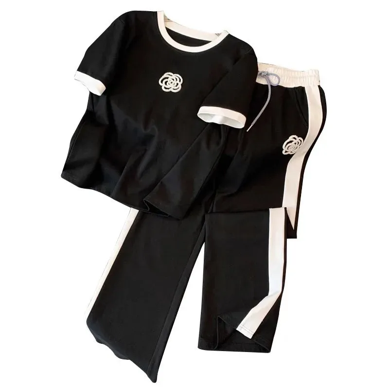 Women’s 2-Piece Tracksuit Set – Short Sleeve Tee & Full-Length Pants with Pockets